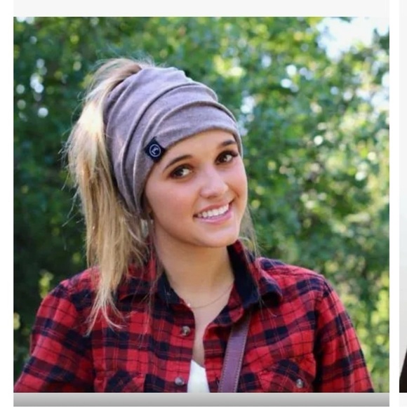 PS peak a boo ponytail beanie in gray - Picture 1 of 5